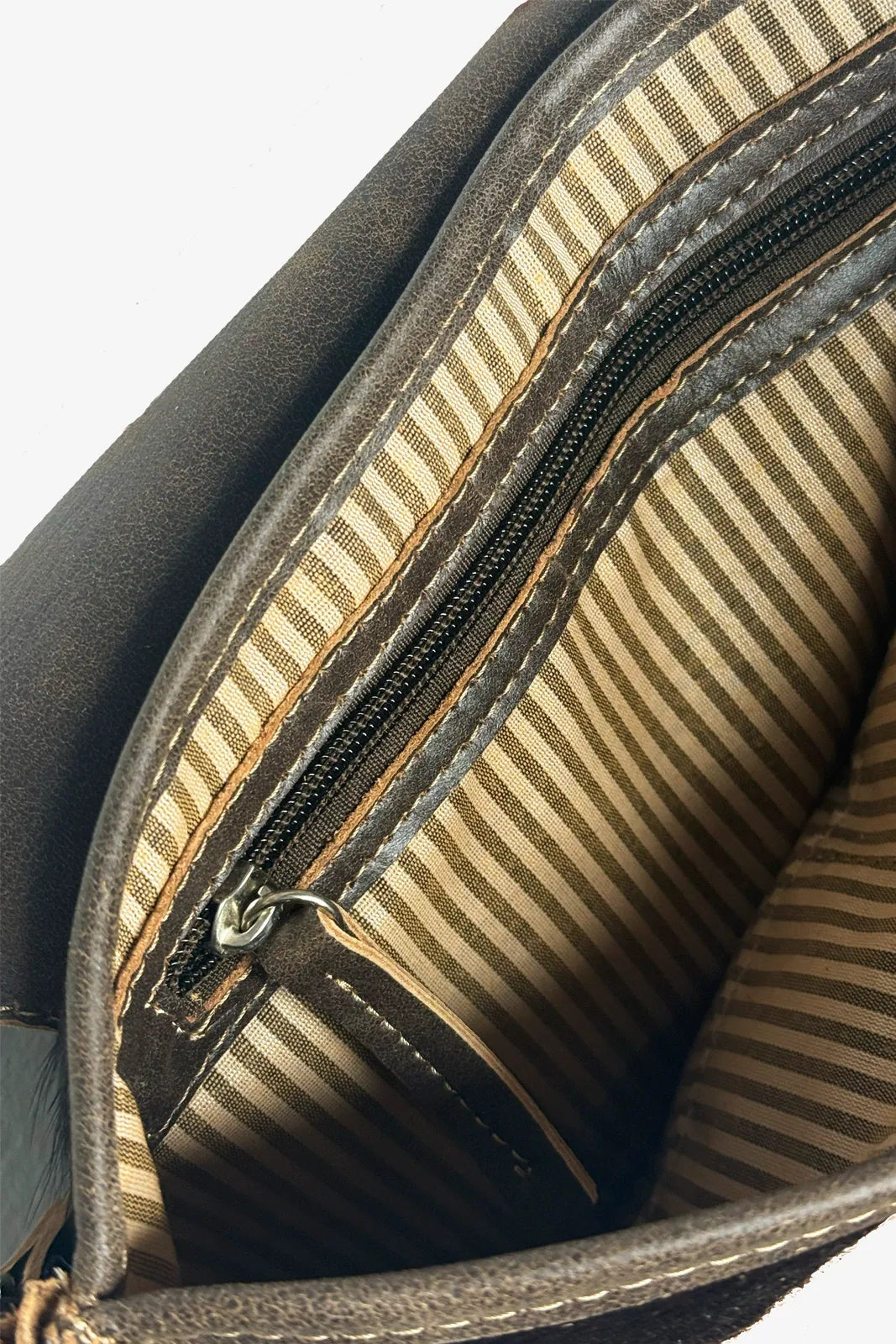 Delito Bag - Marrón y Negro
